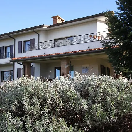 ベッド・アンド・ブレックファスト Il Sentiero Dei Goti San Marino E Montefeltro Monte Grimano Terme